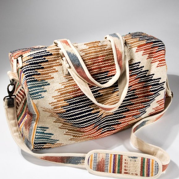 🔥SALE Terracotta Duffel Bag - Picture 2 of 5